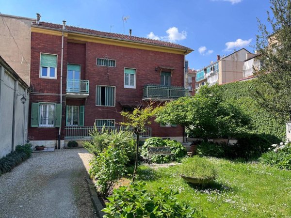 appartamento in vendita a Torino in zona Mirafiori Nord