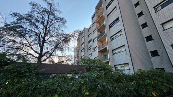appartamento in vendita a Torino in zona Lingotto