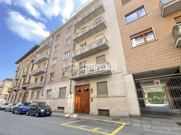appartamento in vendita a Torino in zona San Salvario