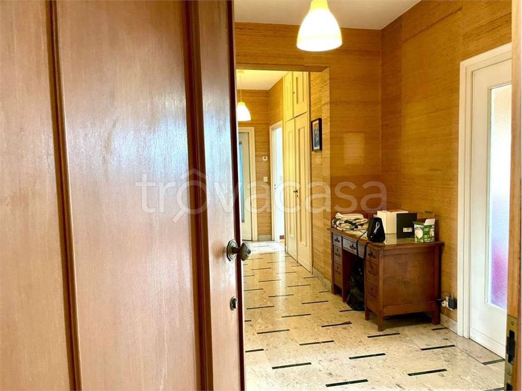 appartamento in vendita a Torino in zona Santa Rita