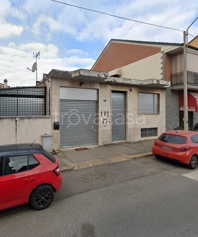 negozio in vendita a Torino in zona Pozzo Strada