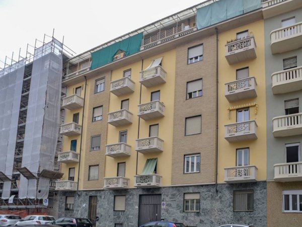 appartamento in vendita a Torino in zona Vallette