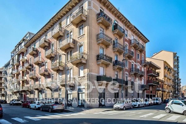 appartamento in vendita a Torino in zona Borgata Vittoria