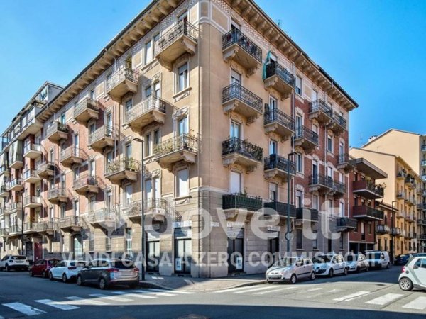 appartamento in vendita a Torino in zona Borgata Vittoria