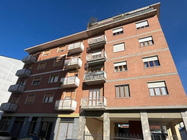 appartamento in vendita a Torino in zona Pozzo Strada