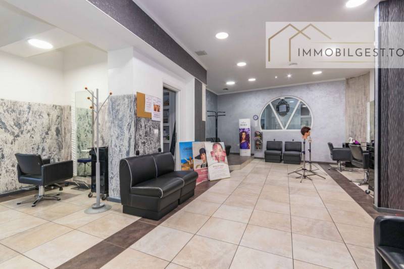 ufficio in vendita a Torino in zona San Donato