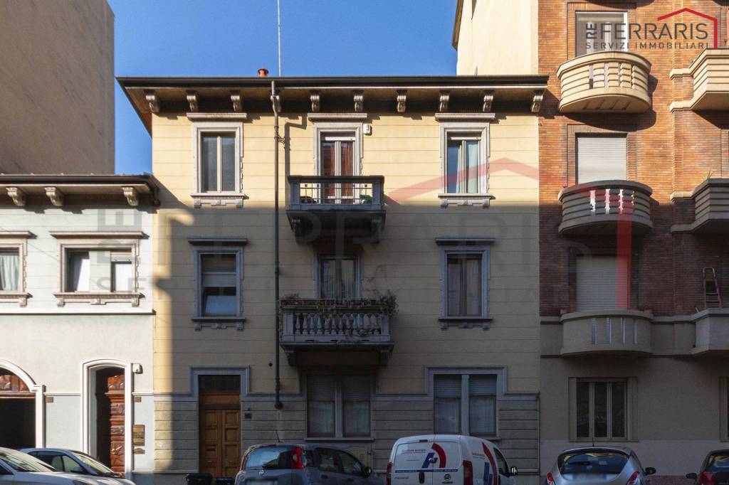 appartamento in vendita a Torino in zona Campidoglio