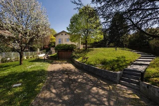 casa indipendente in vendita a Torino in zona Madonna del Pilone