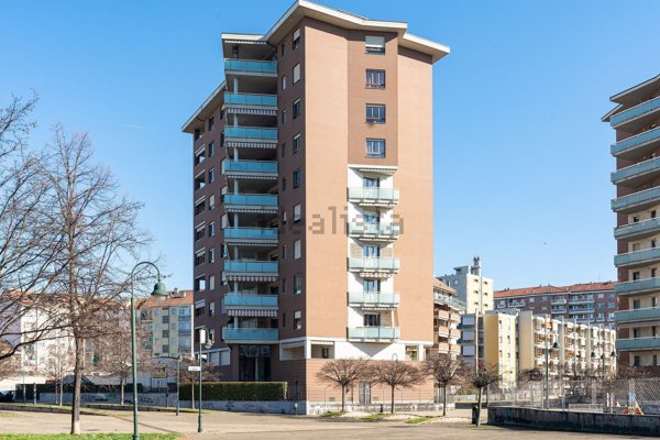 appartamento in vendita a Torino in zona Pozzo Strada
