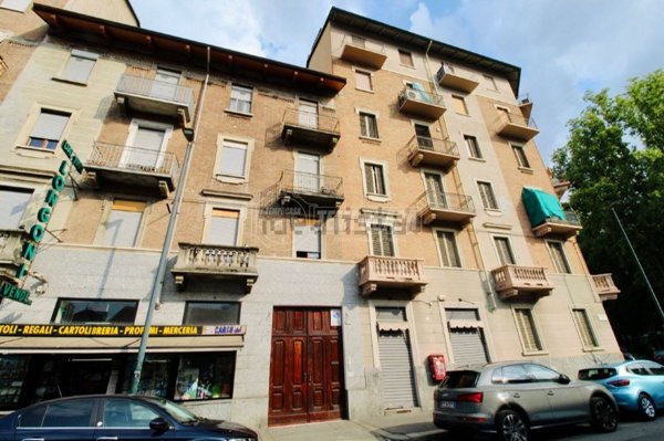 appartamento in vendita a Torino in zona Borgata Vittoria