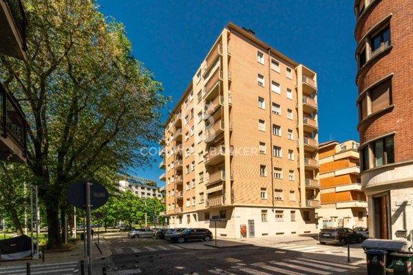appartamento in vendita a Torino in zona Crocetta