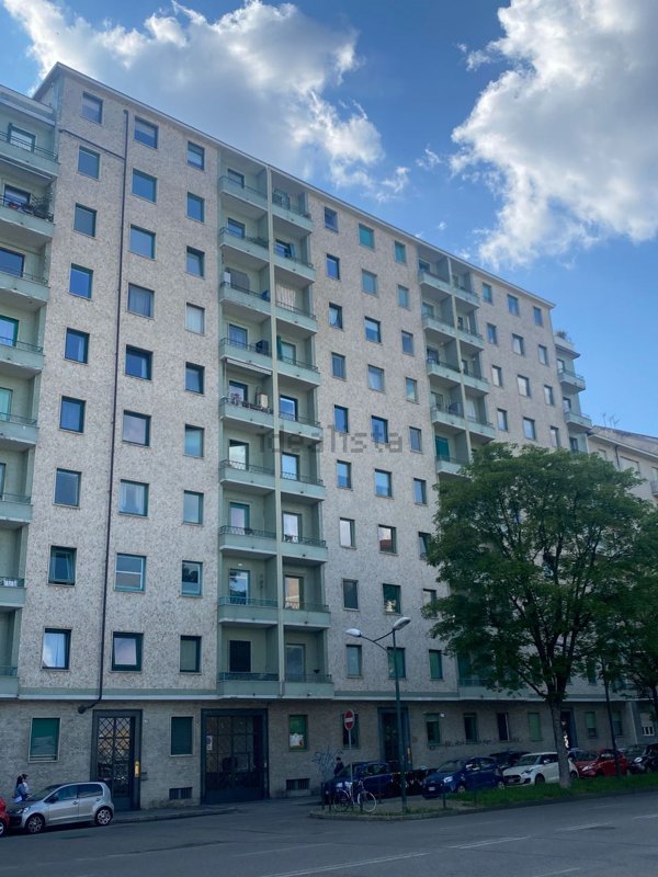 appartamento in vendita a Torino in zona Cenisia