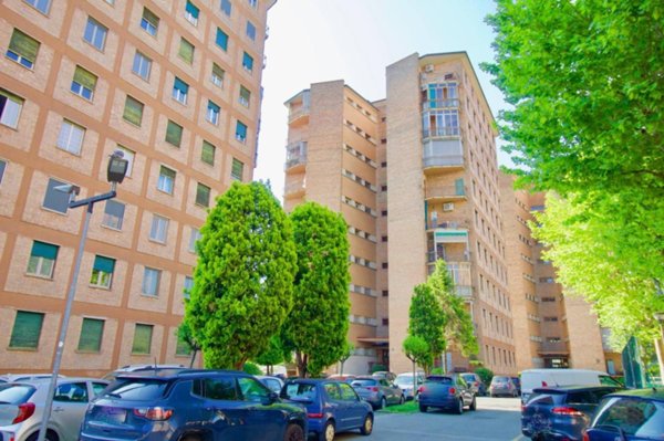 appartamento in vendita a Torino in zona Lingotto