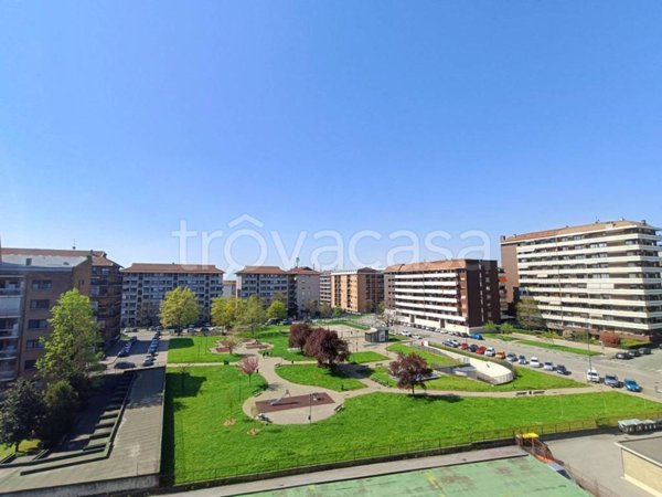appartamento in vendita a Torino in zona Mirafiori Nord