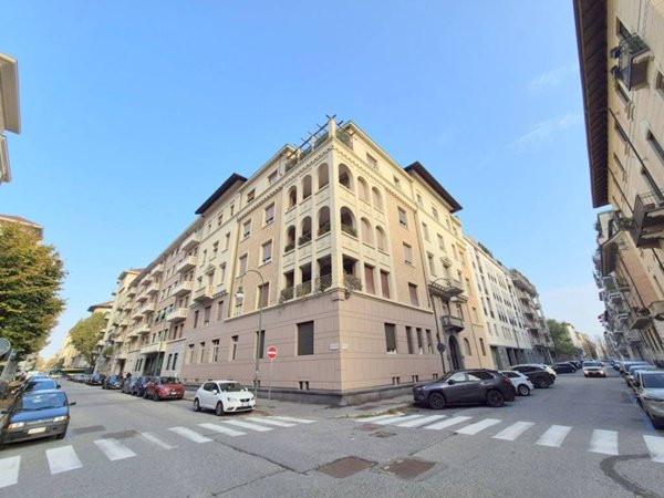 appartamento in vendita a Torino in zona Crocetta