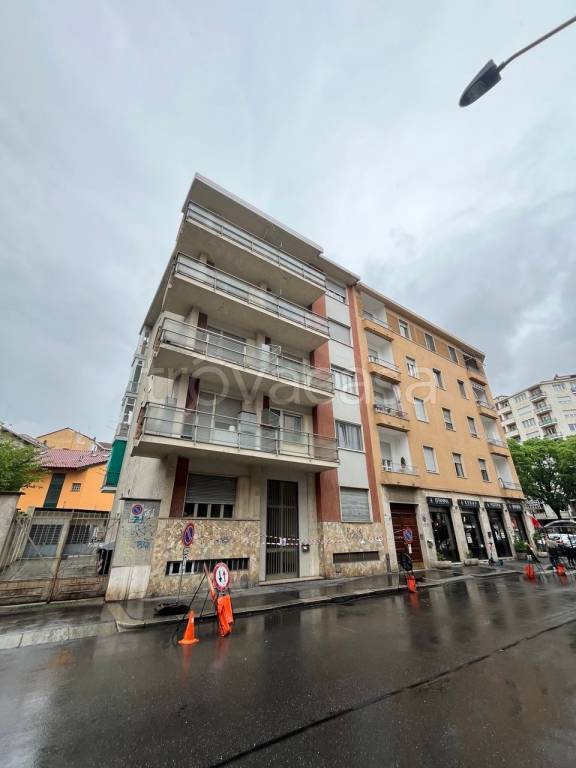 appartamento in vendita a Torino in zona Santa Rita