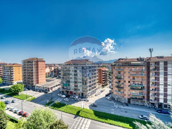 appartamento in vendita a Torino in zona Mirafiori Nord