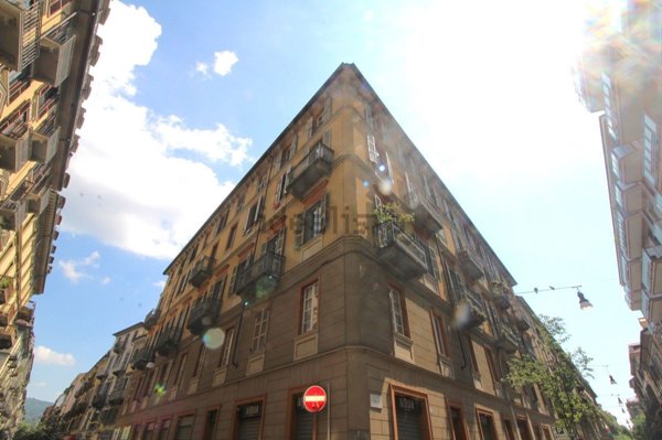 appartamento in vendita a Torino in zona San Salvario