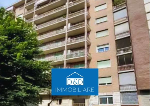 appartamento in vendita a Torino in zona Lingotto