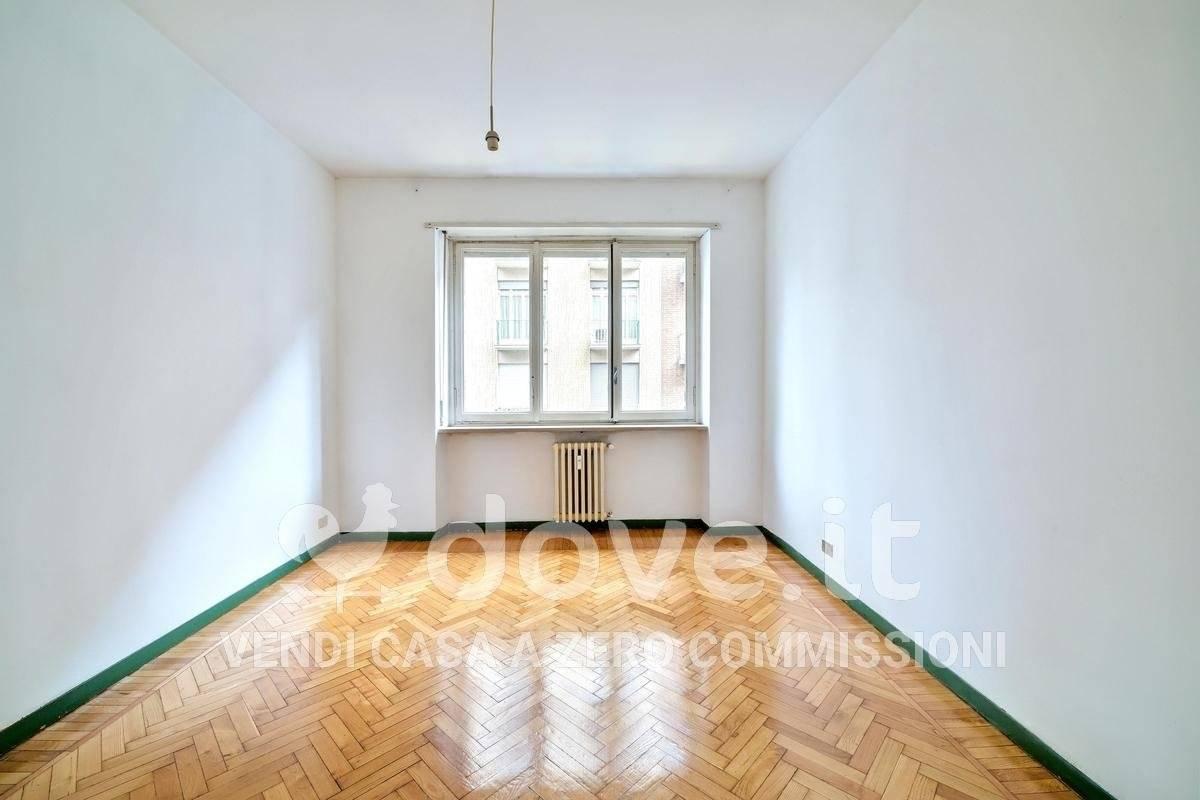 appartamento in vendita a Torino in zona Cenisia