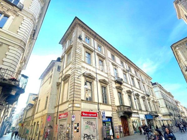 appartamento in vendita a Torino in zona Centro Storico