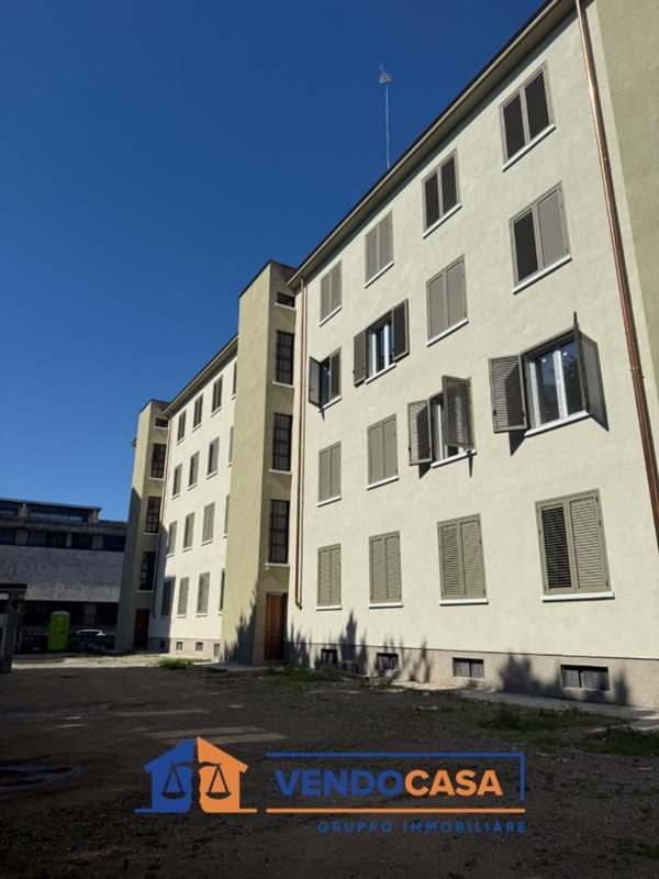 appartamento in vendita a Torino in zona Lingotto