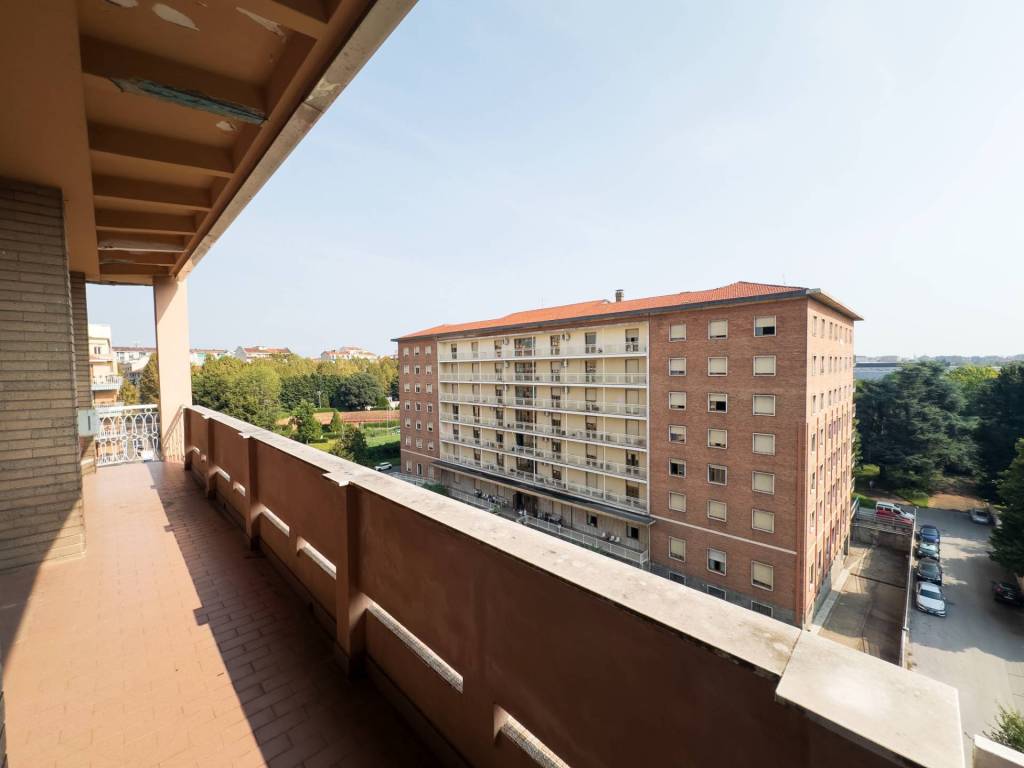 appartamento in vendita a Torino in zona Santa Rita