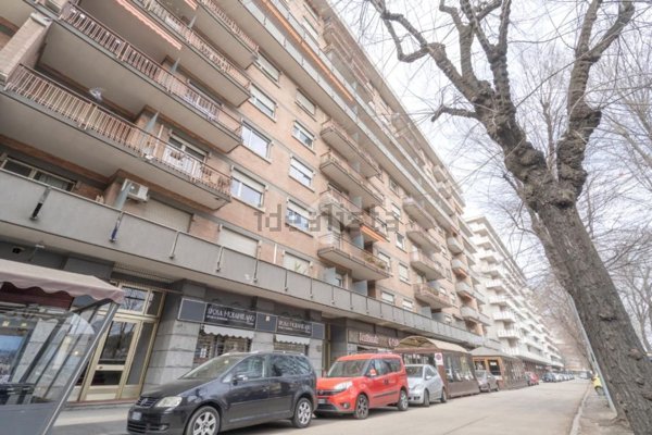 appartamento in vendita a Torino in zona Pozzo Strada