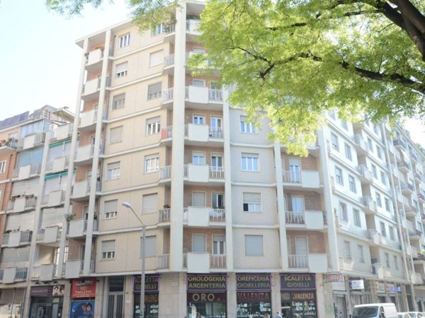 appartamento in vendita a Torino in zona Santa Rita