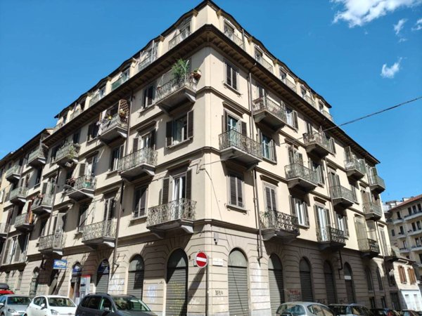 appartamento in vendita a Torino in zona Rebaudengo