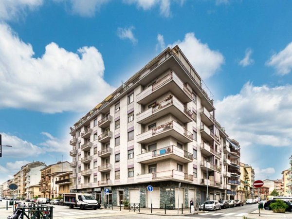 appartamento in vendita a Torino in zona Aurora