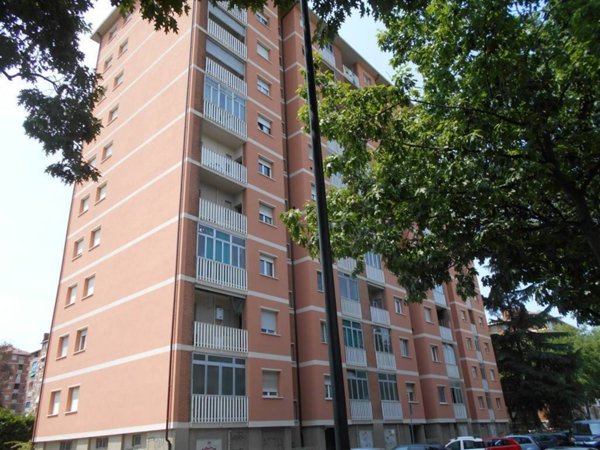 appartamento in vendita a Torino in zona Mirafiori Sud