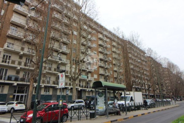appartamento in vendita a Torino in zona Mirafiori Sud