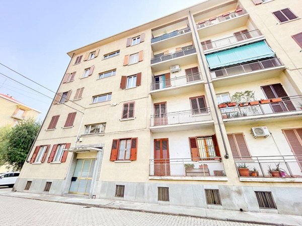 appartamento in vendita a Torino in zona Borgata Vittoria