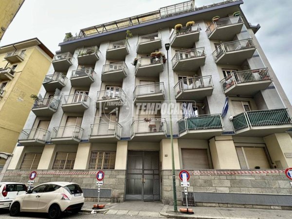 appartamento in vendita a Torino in zona Cenisia