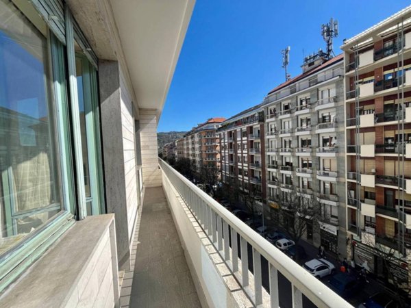 appartamento in vendita a Torino in zona San Salvario