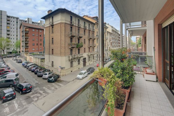 appartamento in vendita a Torino in zona Santa Rita