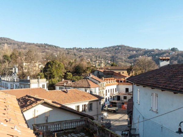 casa indipendente in vendita a Torino in zona Cavoretto
