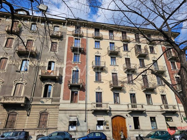 appartamento in vendita a Torino in zona Cit Turin