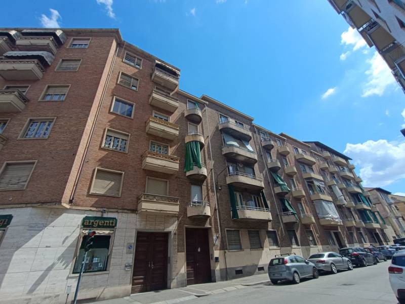 appartamento in vendita a Torino in zona Barriera di Milano