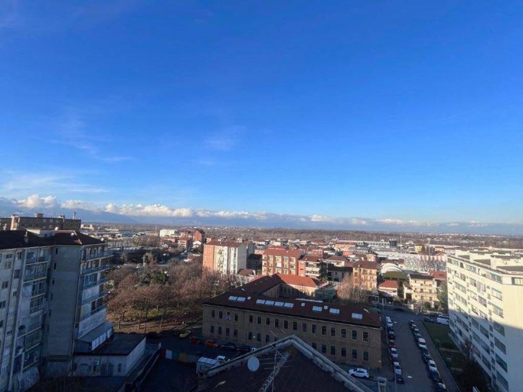 appartamento in vendita a Torino in zona Borgata Vittoria