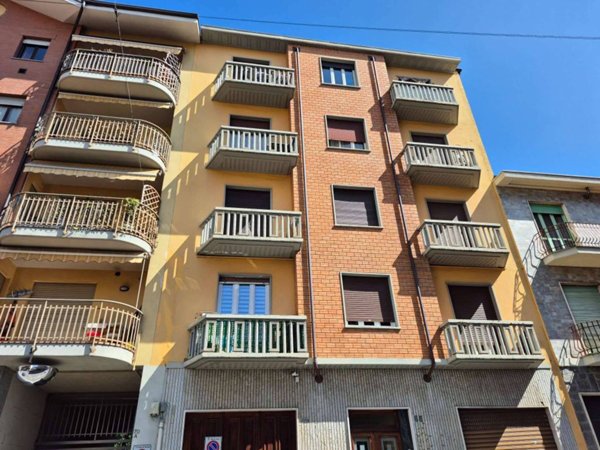 appartamento in vendita a Torino in zona Parella