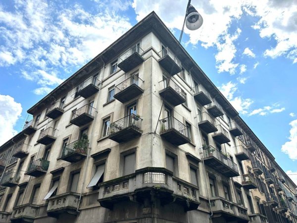 appartamento in vendita a Torino in zona San Salvario