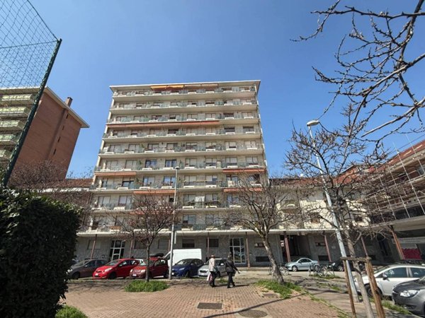 appartamento in vendita a Torino in zona Mirafiori Sud