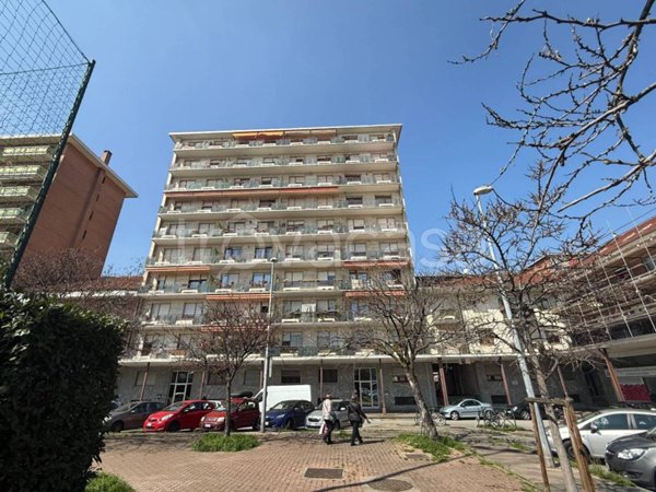 appartamento in vendita a Torino in zona Mirafiori Sud