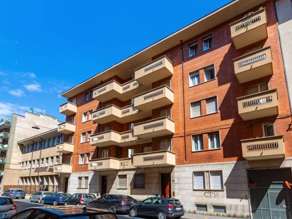 appartamento in vendita a Torino in zona Campidoglio