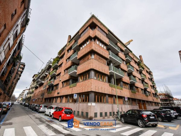 ufficio in vendita a Torino in zona Crocetta