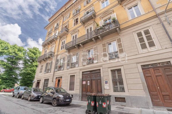 appartamento in vendita a Torino in zona Aurora