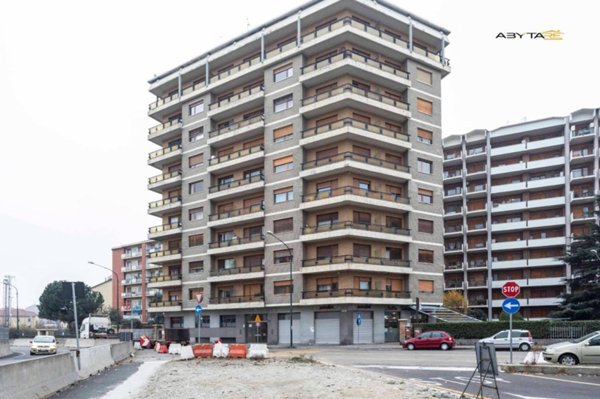 appartamento in vendita a Torino in zona Lucento