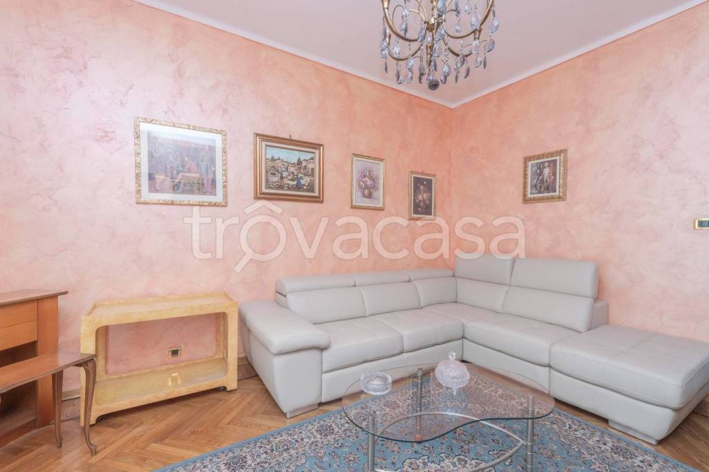 appartamento in vendita a Torino in zona Barriera di Milano